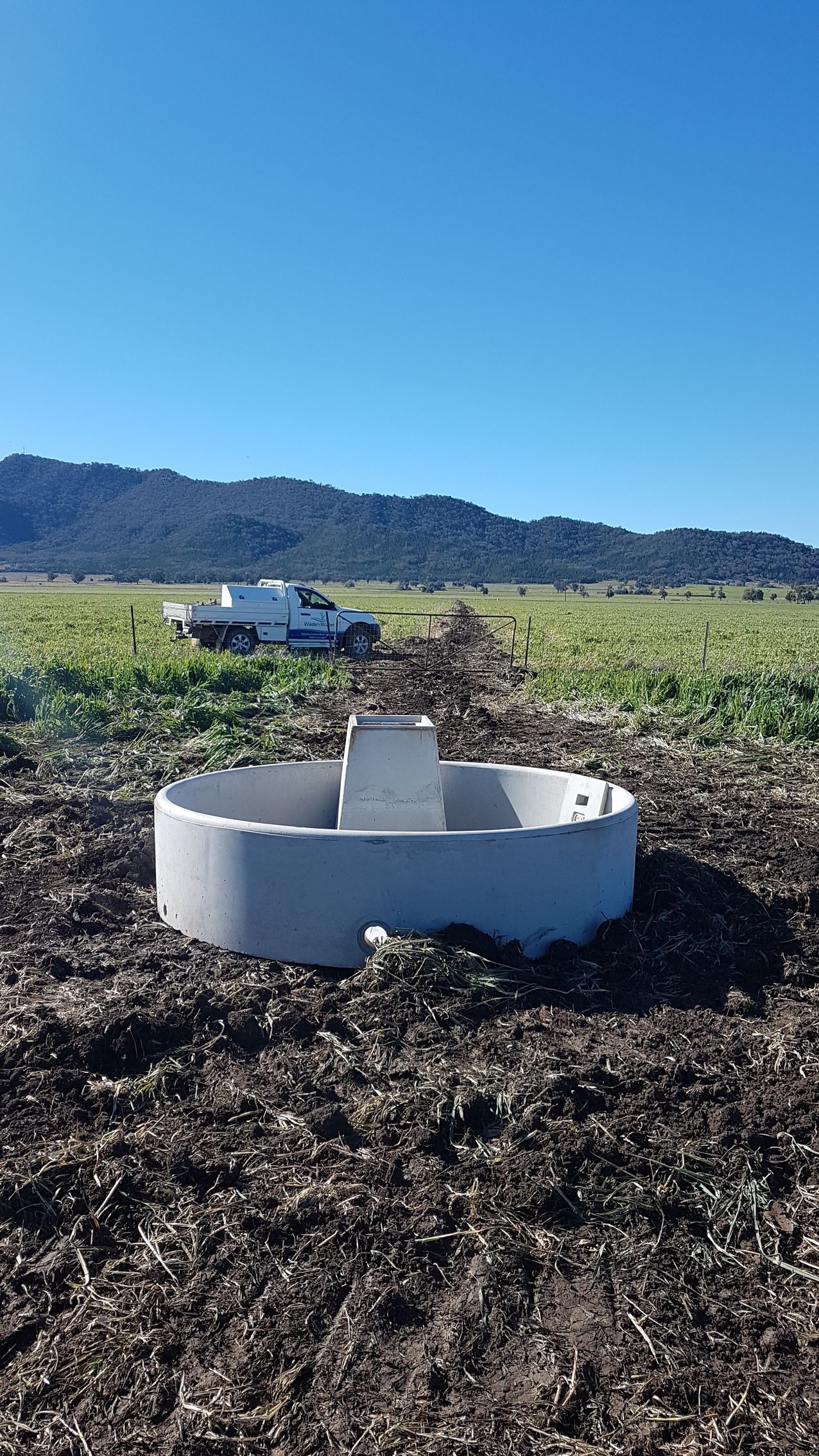 Water Pump System On a in the Field — Wade N Water In Nemingha, NSW