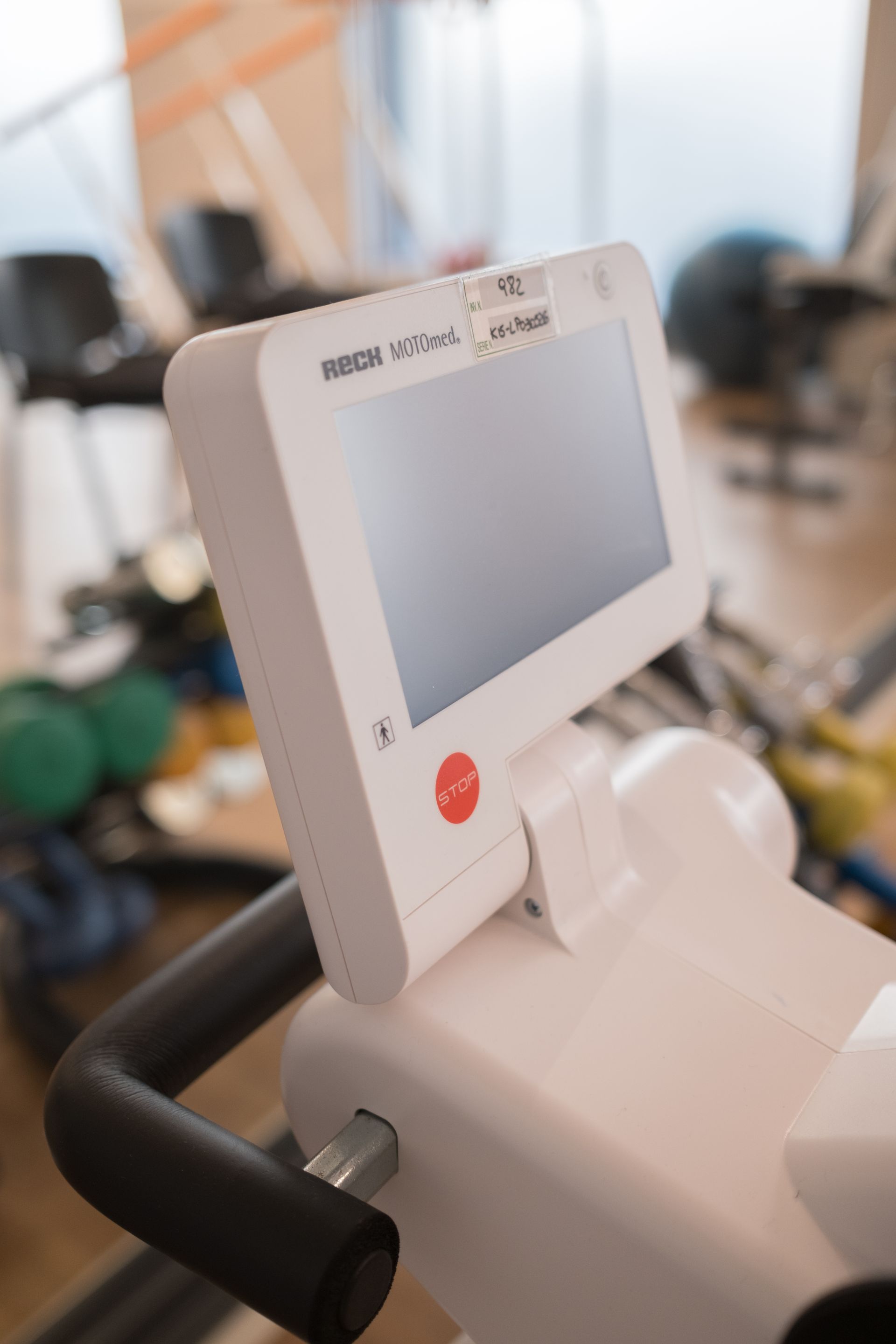 Un primo piano di un monitor su una cyclette