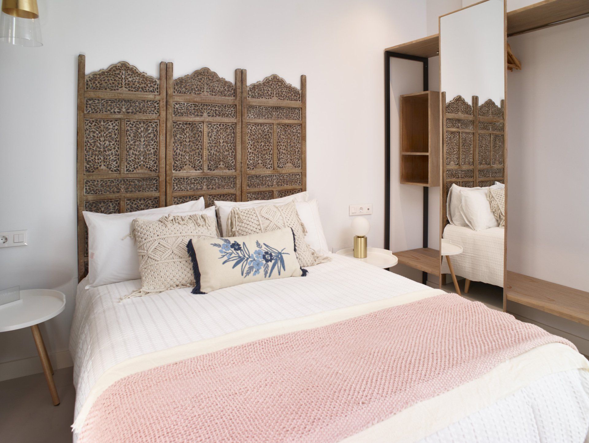 Habitación del hotel LD Convento Cister en Málaga.