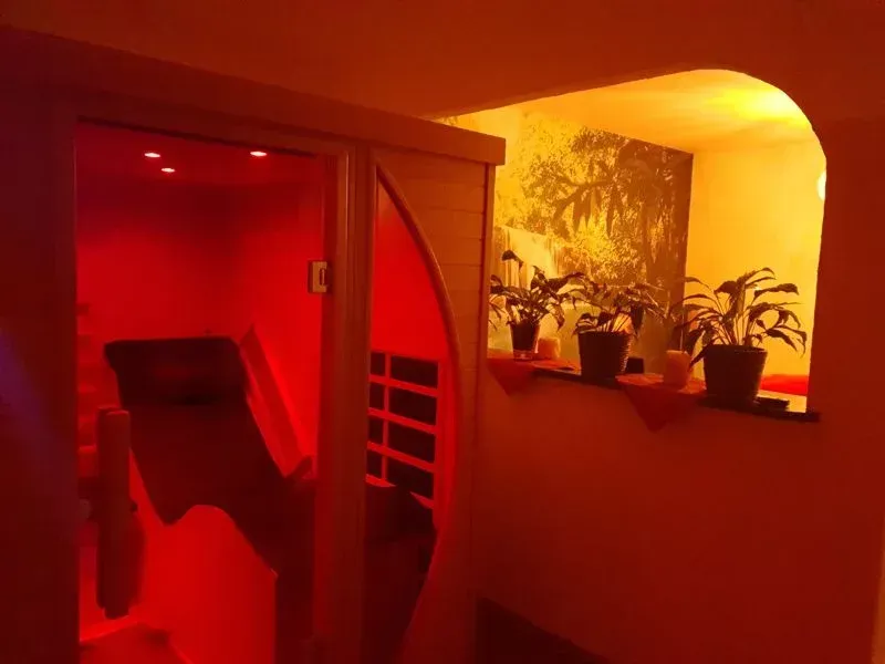 Infrarotkabine Salzgrotte Salina