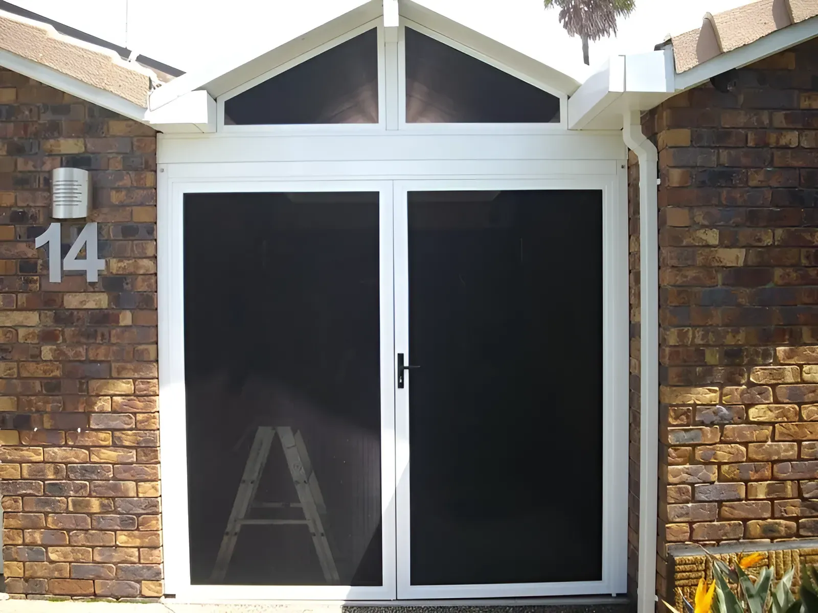 A House With The Number 14 On It — Another Blind Man In Coolum, QLD
