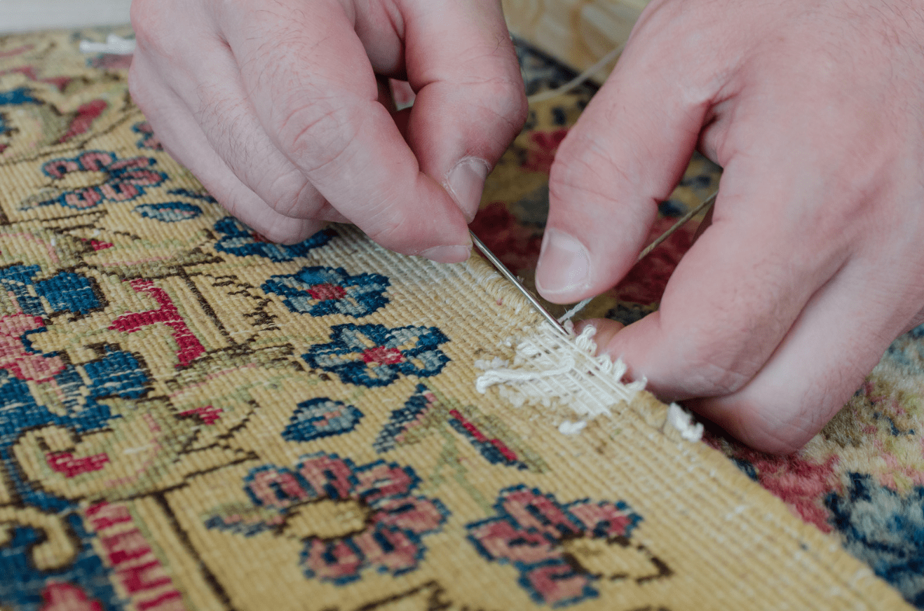 antique-rug-restoration-by-hand
