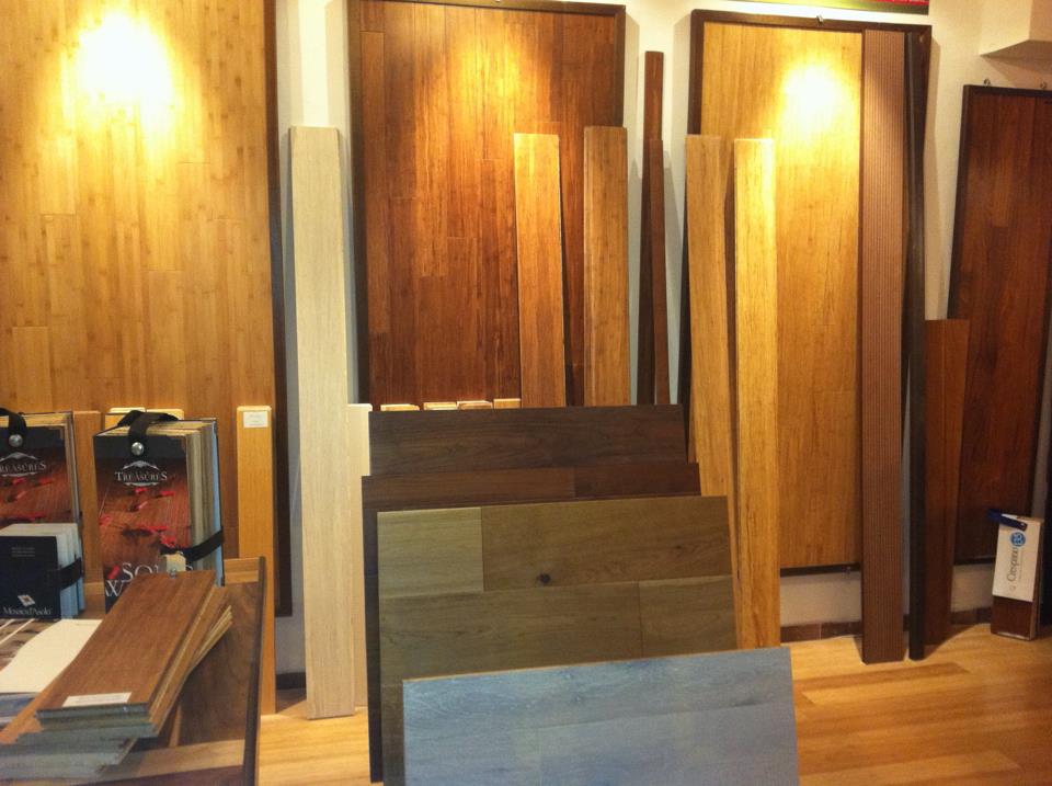 Pavimenti in legno in esposizione