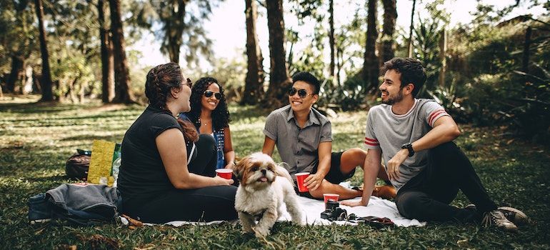 One of the first things to learn about Cupertino before moving there is location of beautiful parks in which you can enjoy free time with your friends and dog. 