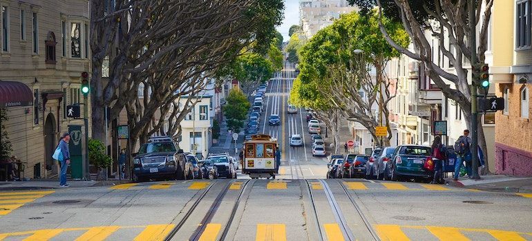 A view of a city street in San Francisco;