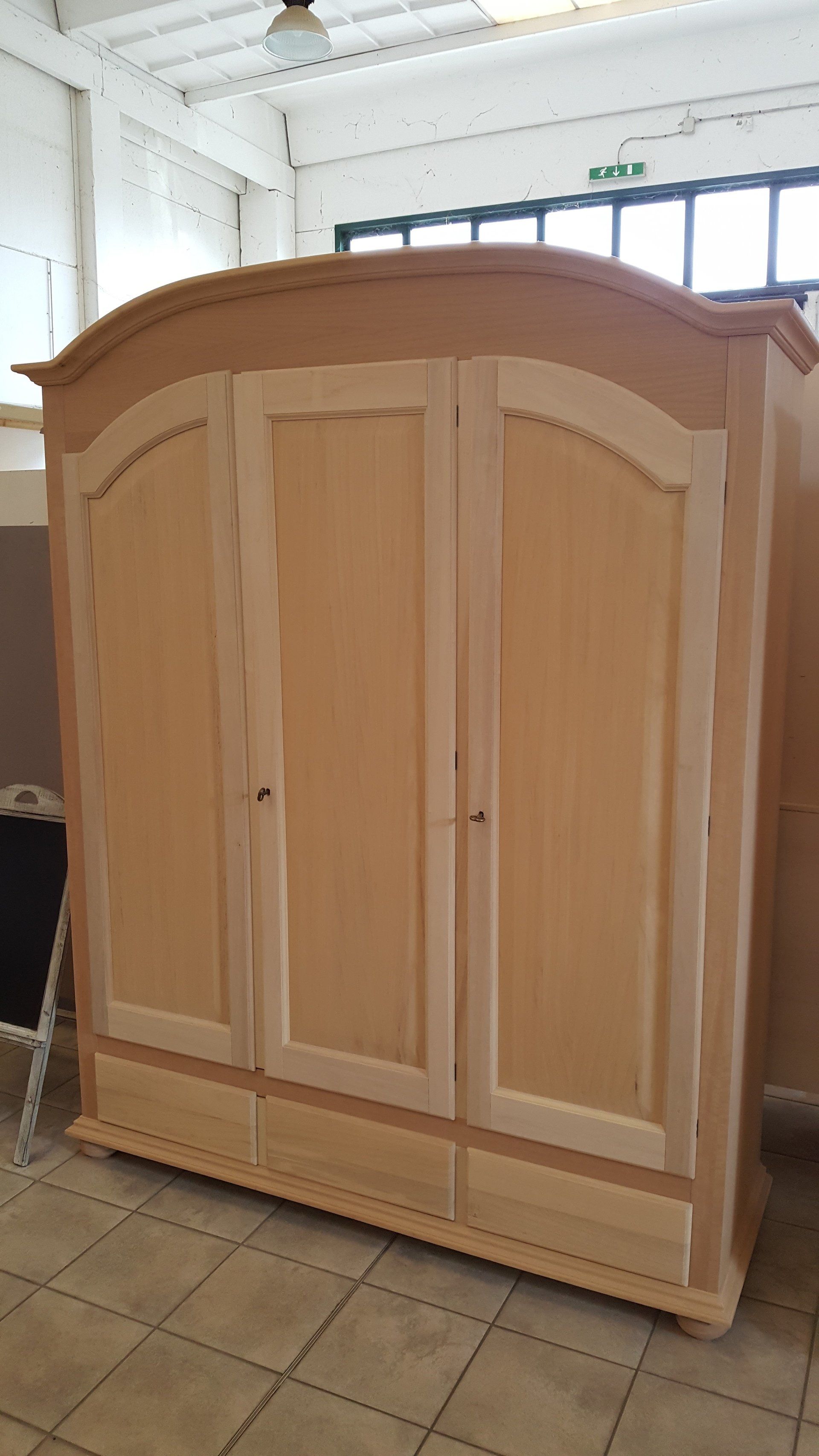 mobili si misura cecina