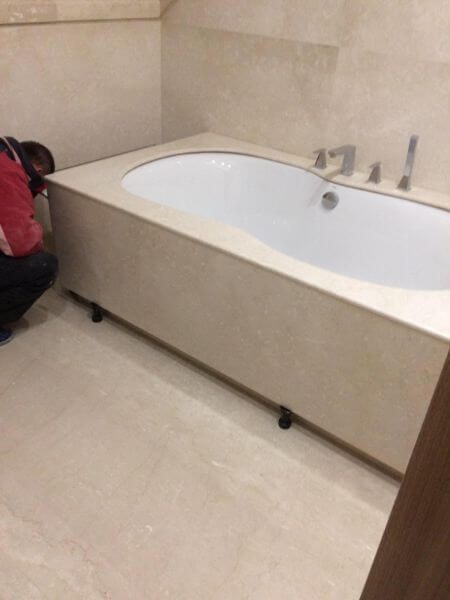 Akmens virsmas vannas istabai | Dabīgais akmens