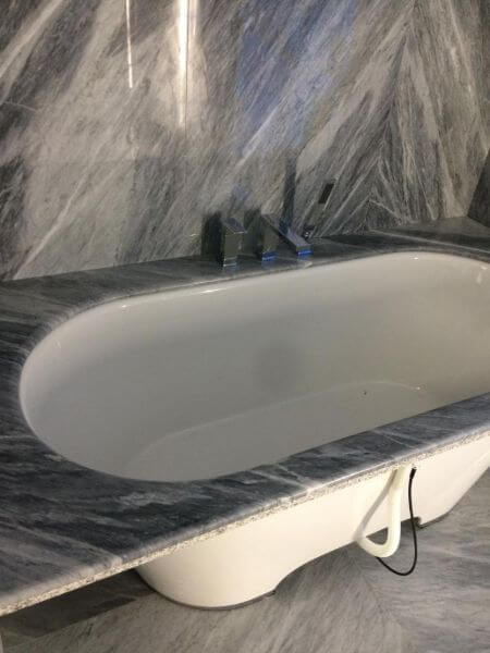 Dabīgais akmens | Akmens virsmas vannas istabai