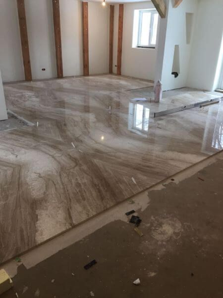 Dabīgā akmens grīdas