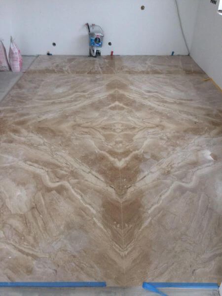 Dabīgā akmens grīdas