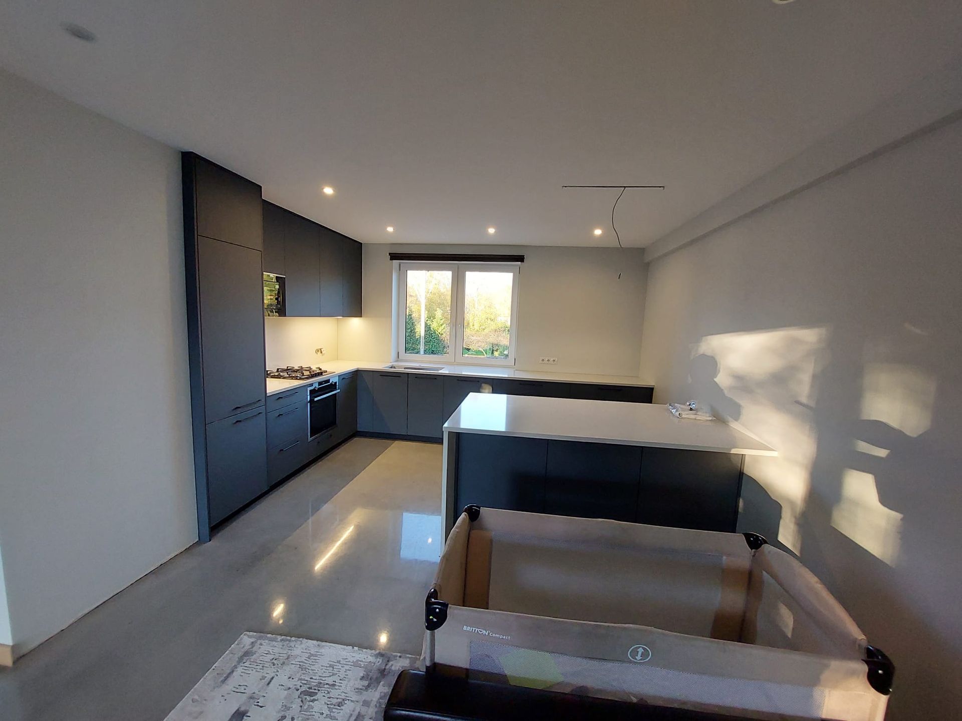 Akmens grīdas un sienas