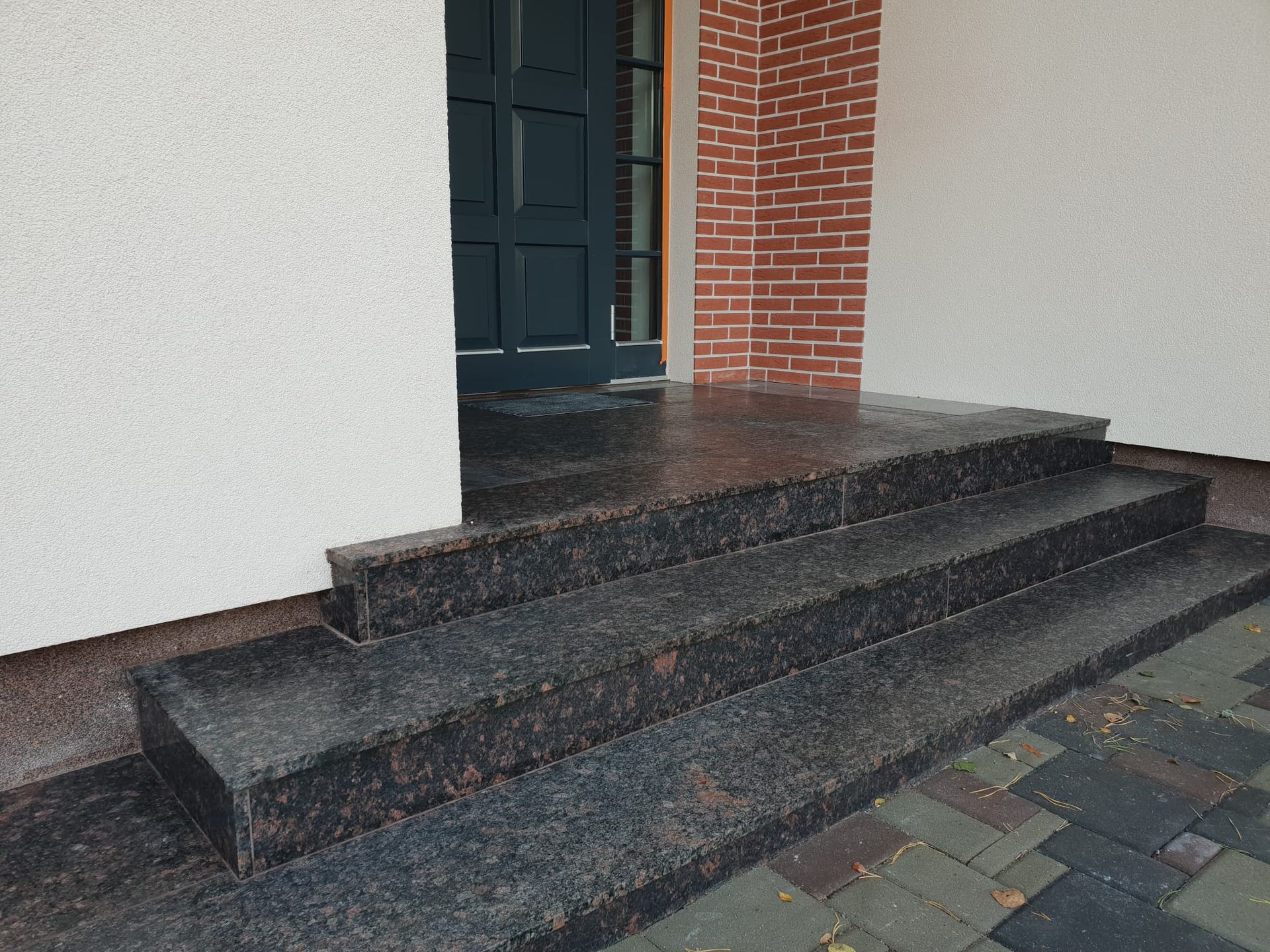 Dabīgā akmens pakāpieni