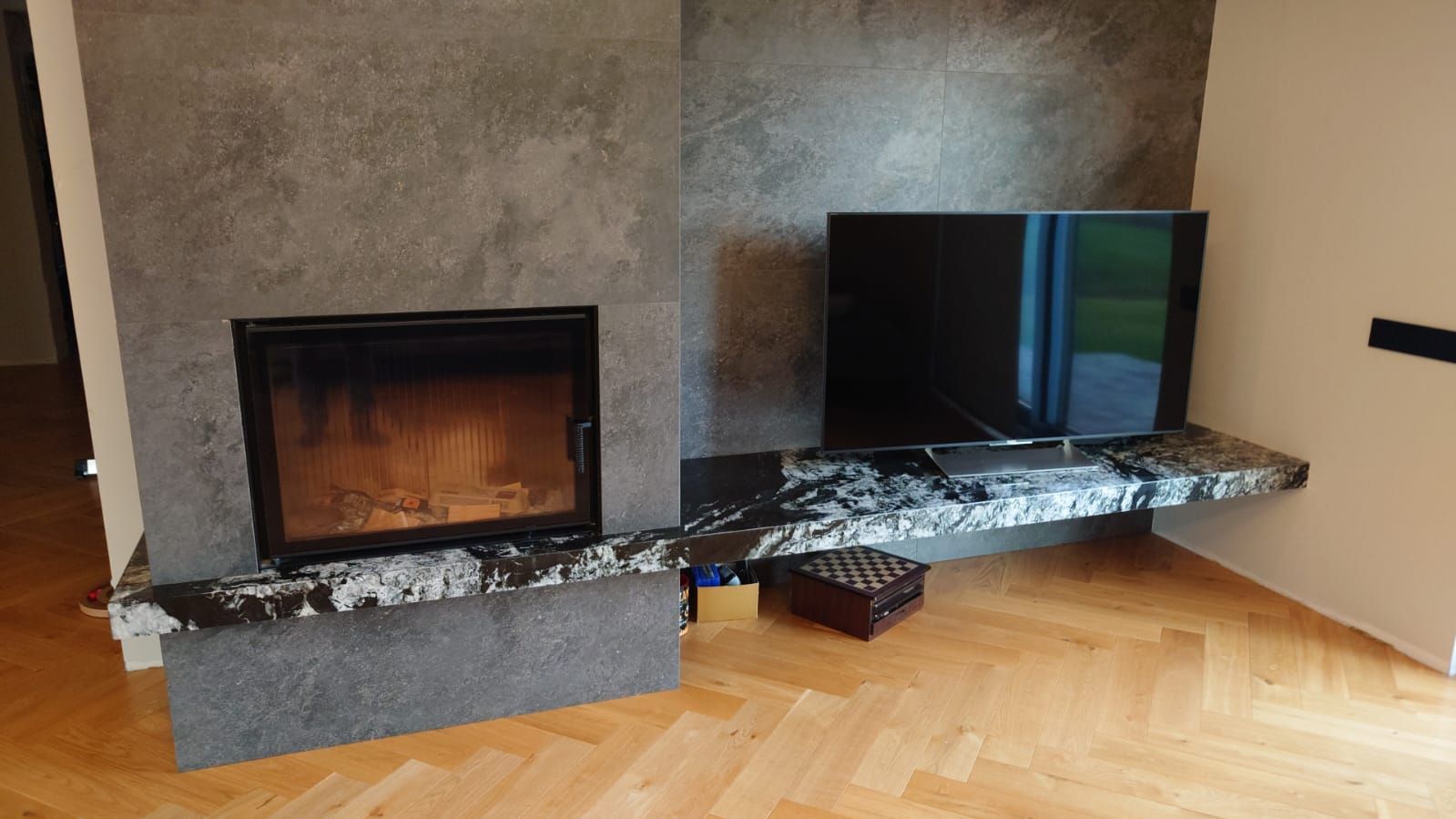 Kvarcīts Kalahari Black, Rīga |  