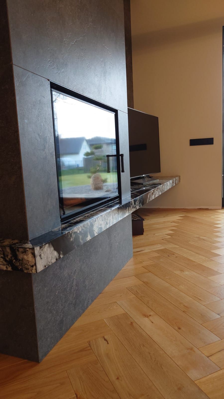 Kvarcīts Kalahari Black, Rīga |  