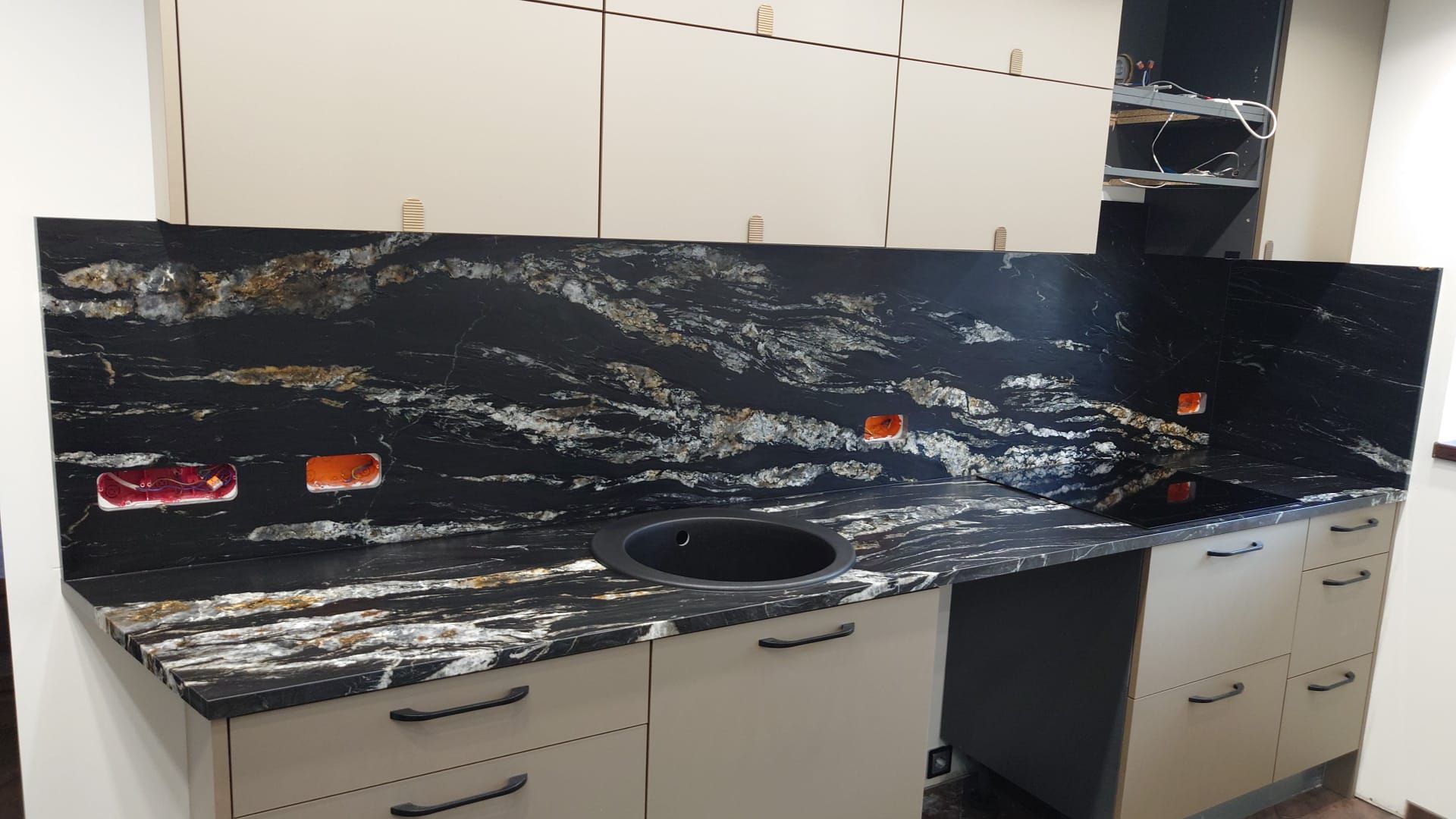 Столешницы из камня для кухни | DABĪGAIS AKMENS, SIA