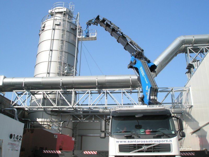 piattaforma aerea a noleggio per industrie