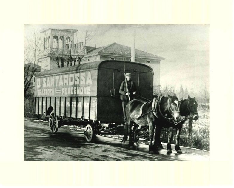 foto storica di un trasporto merci