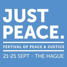 Presenteren en modereren met Milo bij het Just Peace Festival in Den Haag.