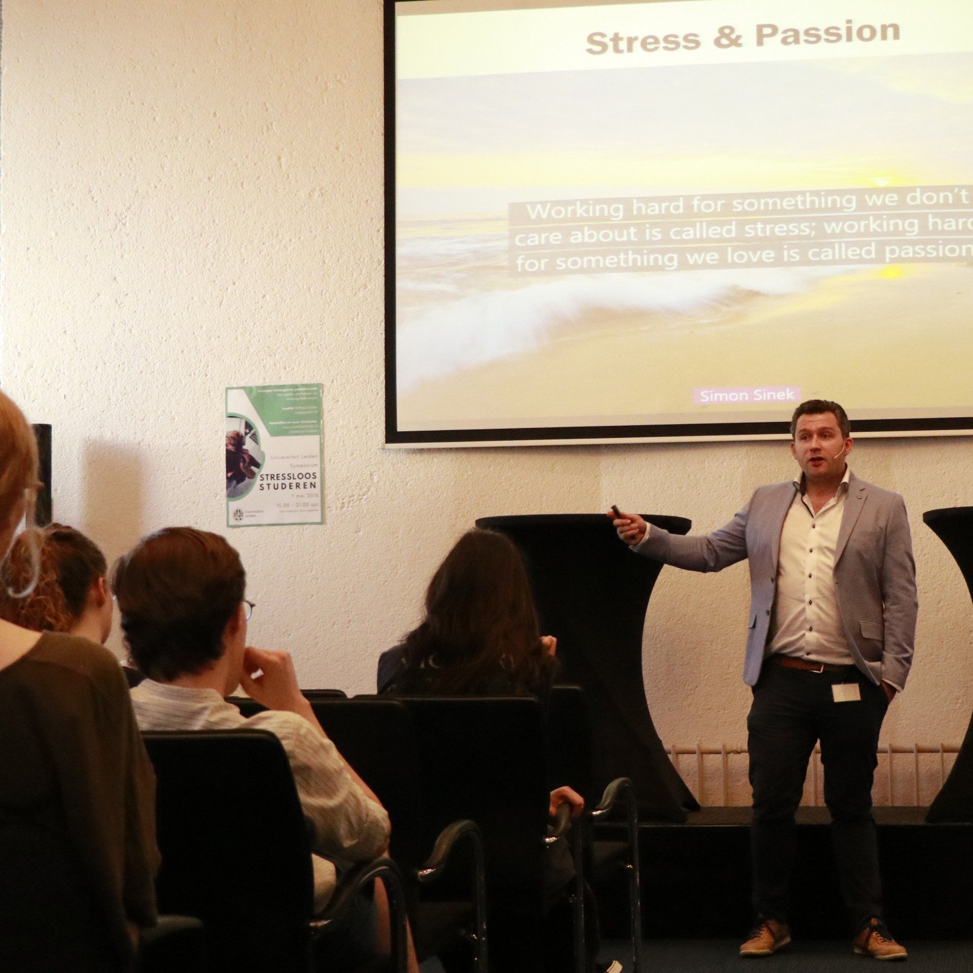 Inspireren en motiveren met Milo op de Universiteit Leiden over stress.