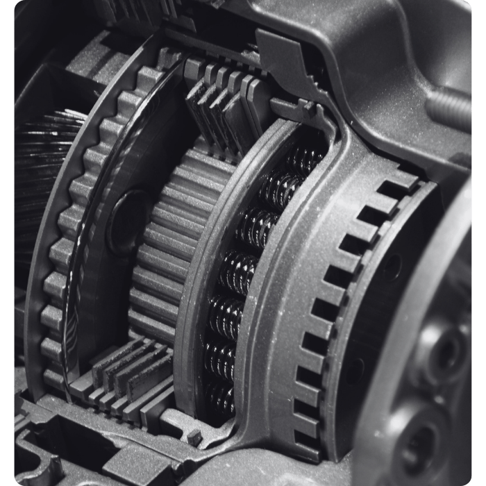 TRaNSMISSION REPaIR WITH CLEaR COMMUNICaTION