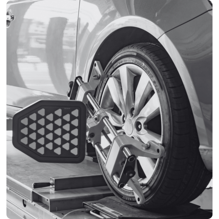 WHEEL aLIGNMENT USING MaNUFaCTURER STaNDaRDS
