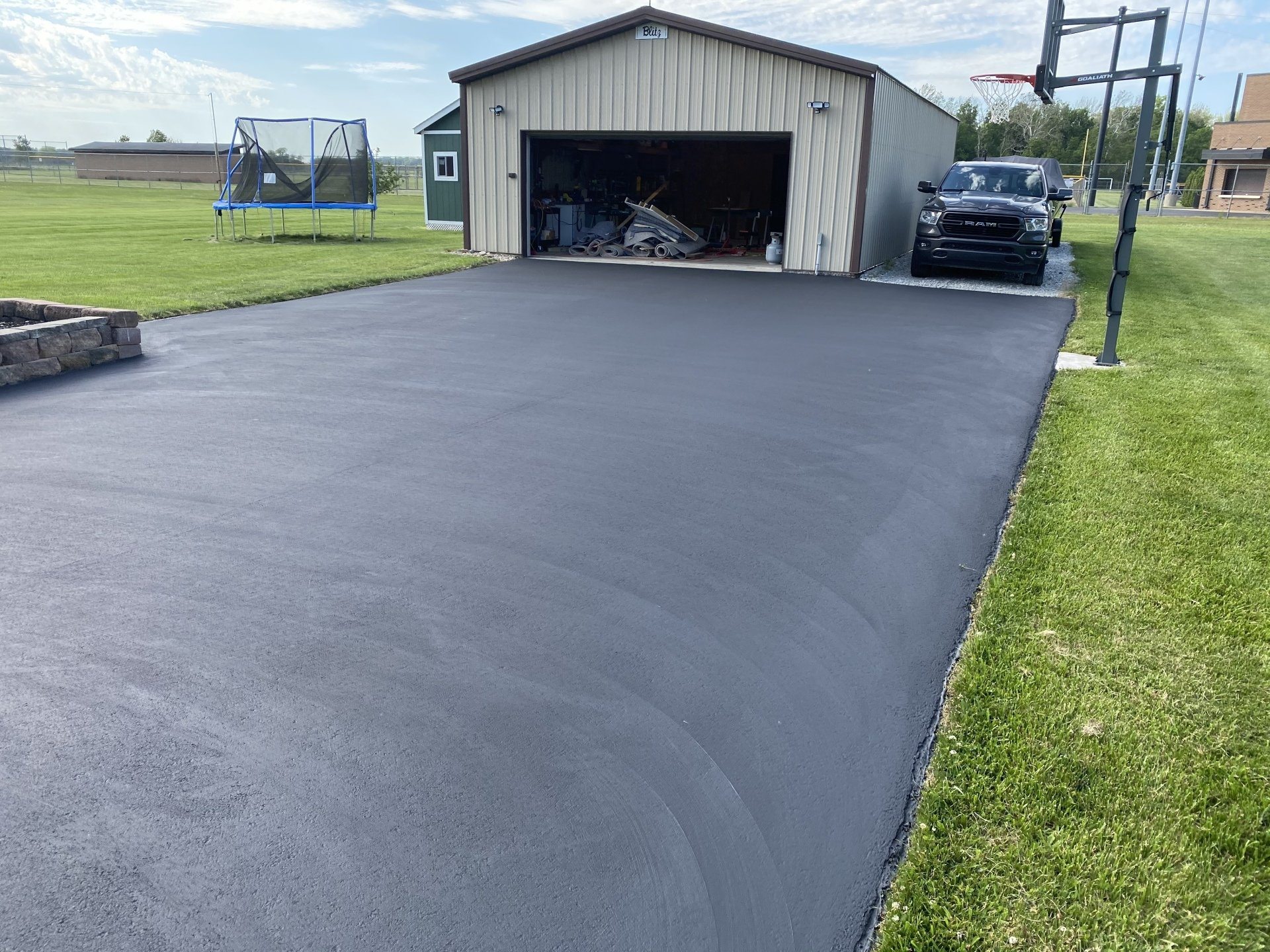 asphalt sealcoating in Indianapolis, IN