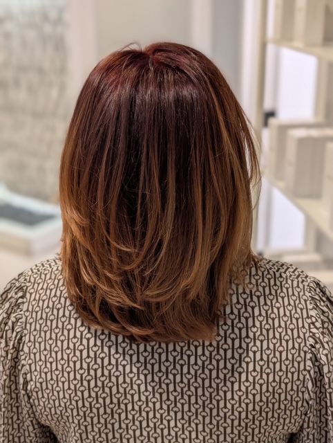 Balayage highlight example on shorter hair