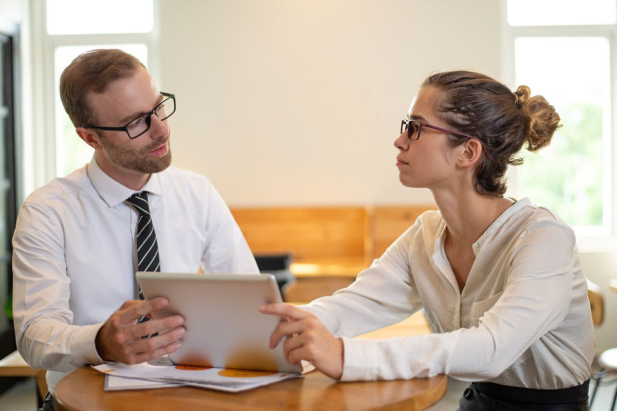 Come delegare in modo efficace: tecniche per scegliere bene, comunicare meglio ed evitare errori com