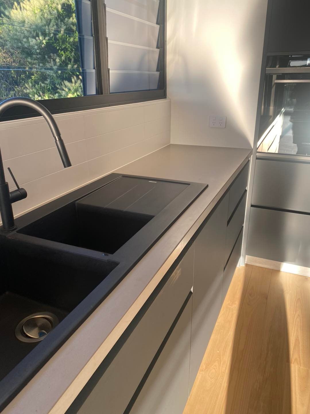Modern Kitchen — Toowoomba Cleaning Co in South Toowoomba, QLD