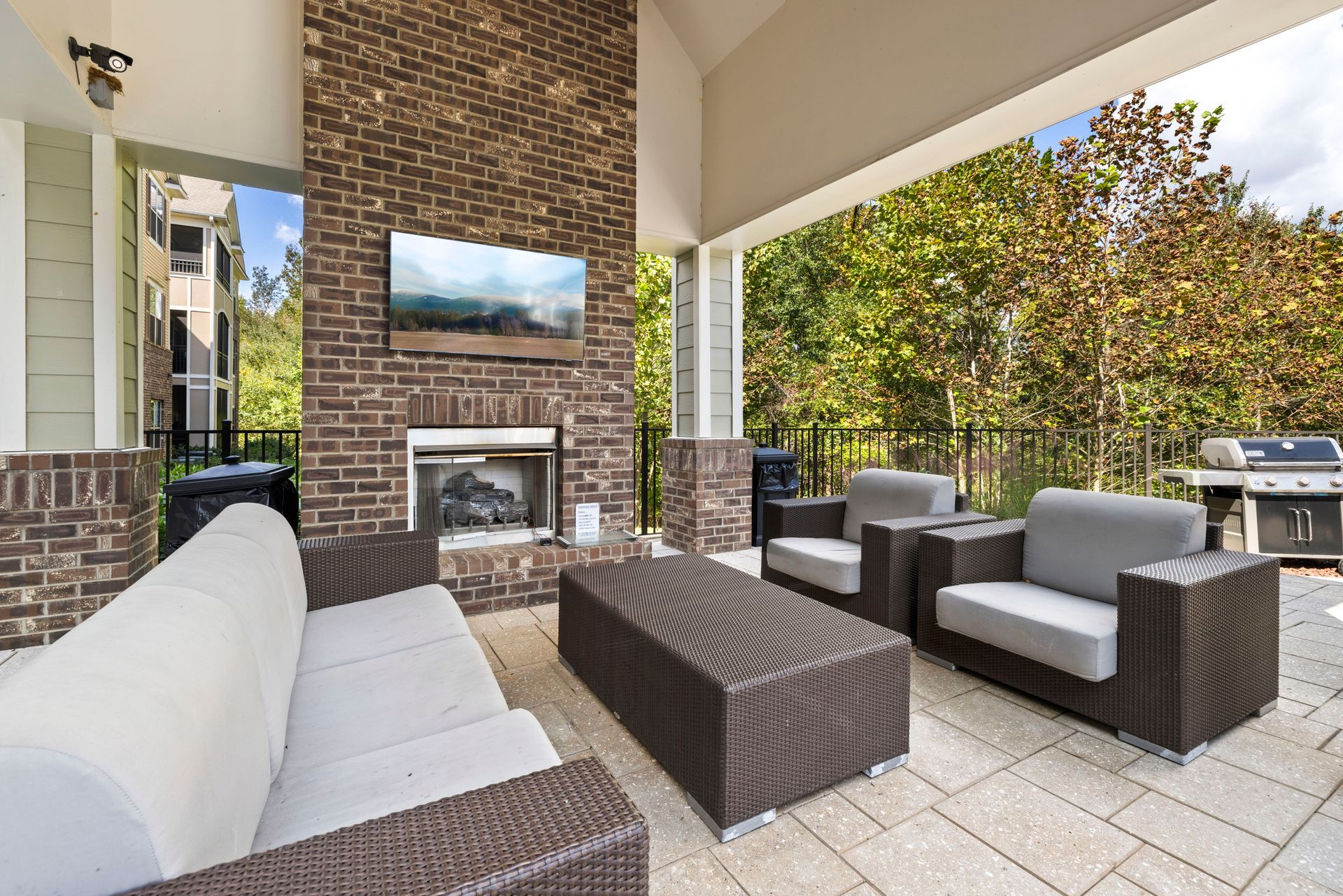 Outdoor patio at Silver Collection at Waterford in Huntersville, NC.