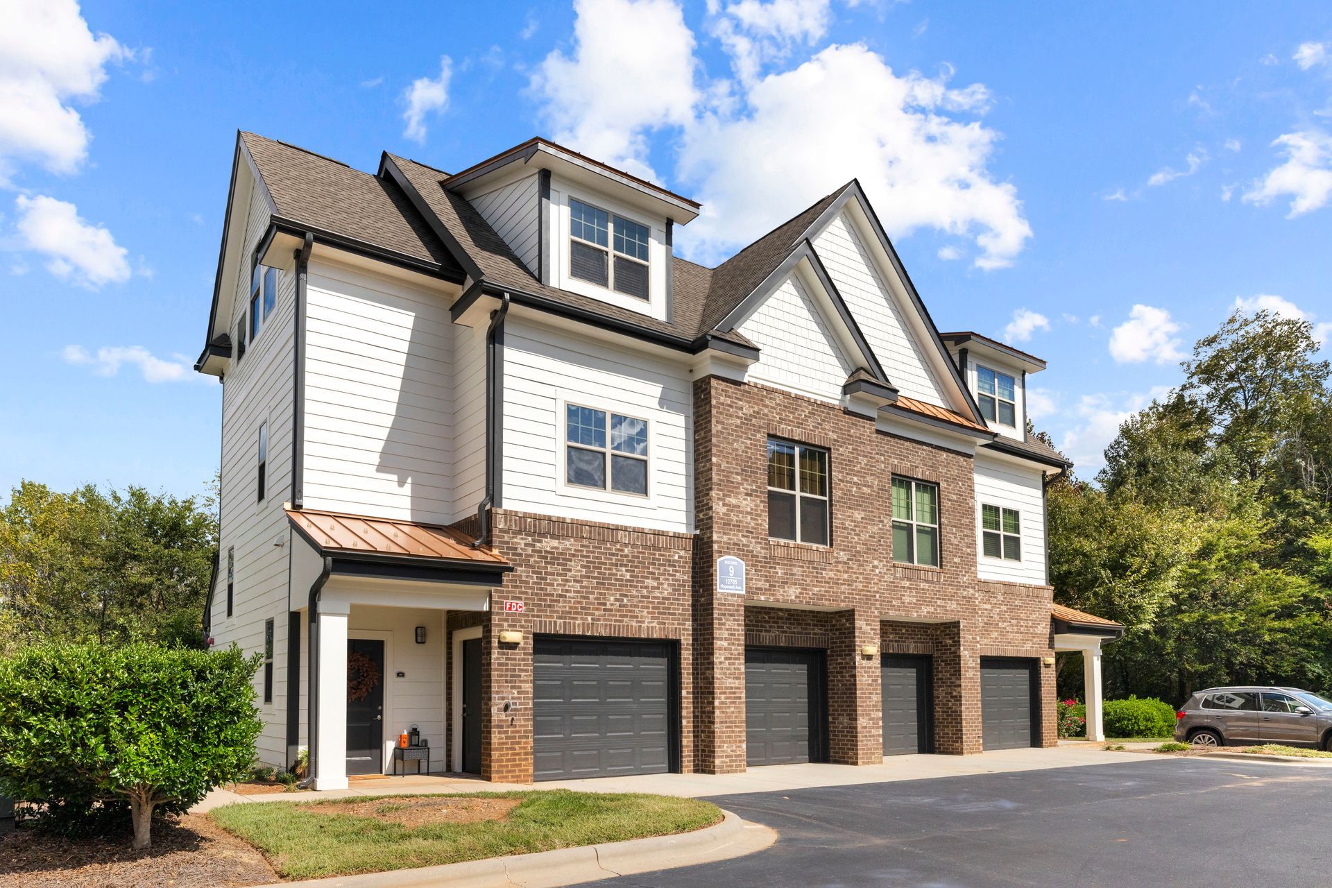 Building exterior at Silver Collection at Waterford in Huntersville, NC.