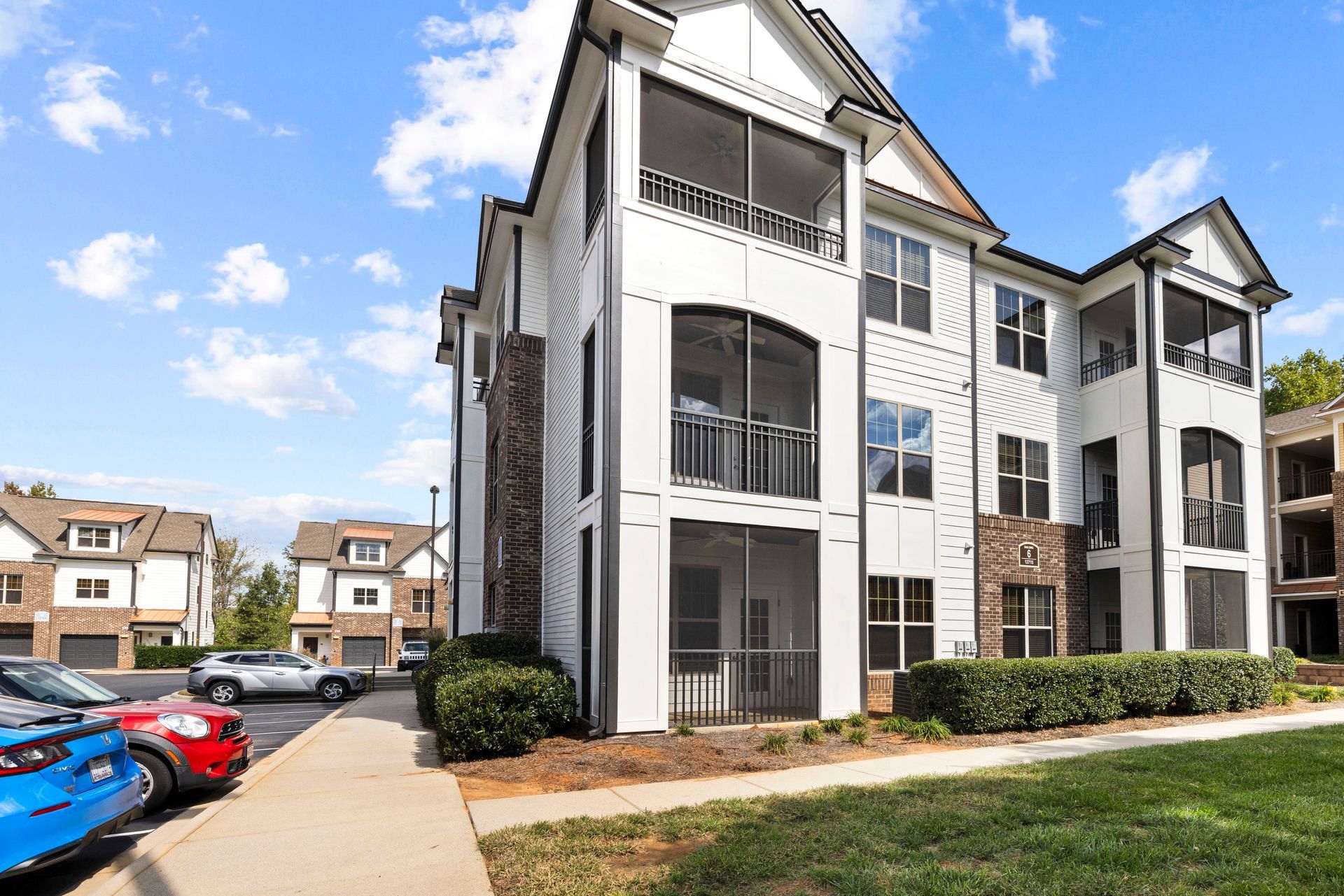 Building exterior at Silver Collection at Waterford in Huntersville, NC.