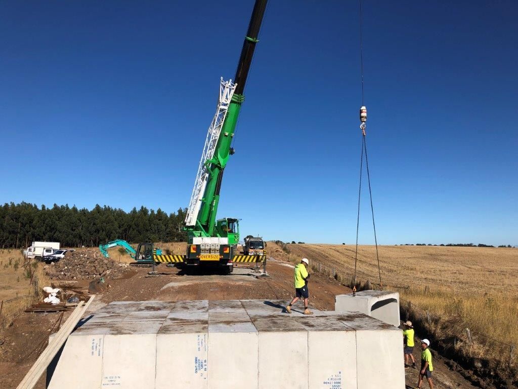 Crane on Works — Ballarat VIC — Ballarat Excavation & Transport