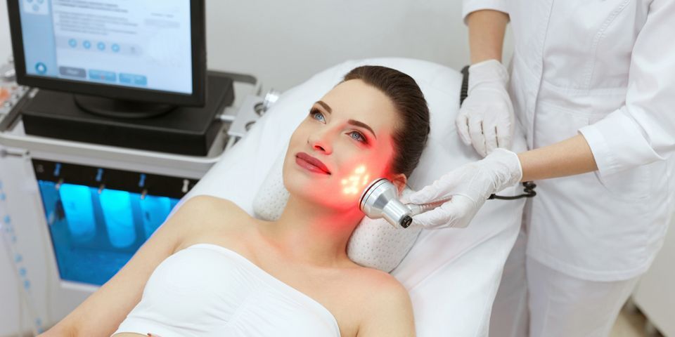 Facial red light Therapy
