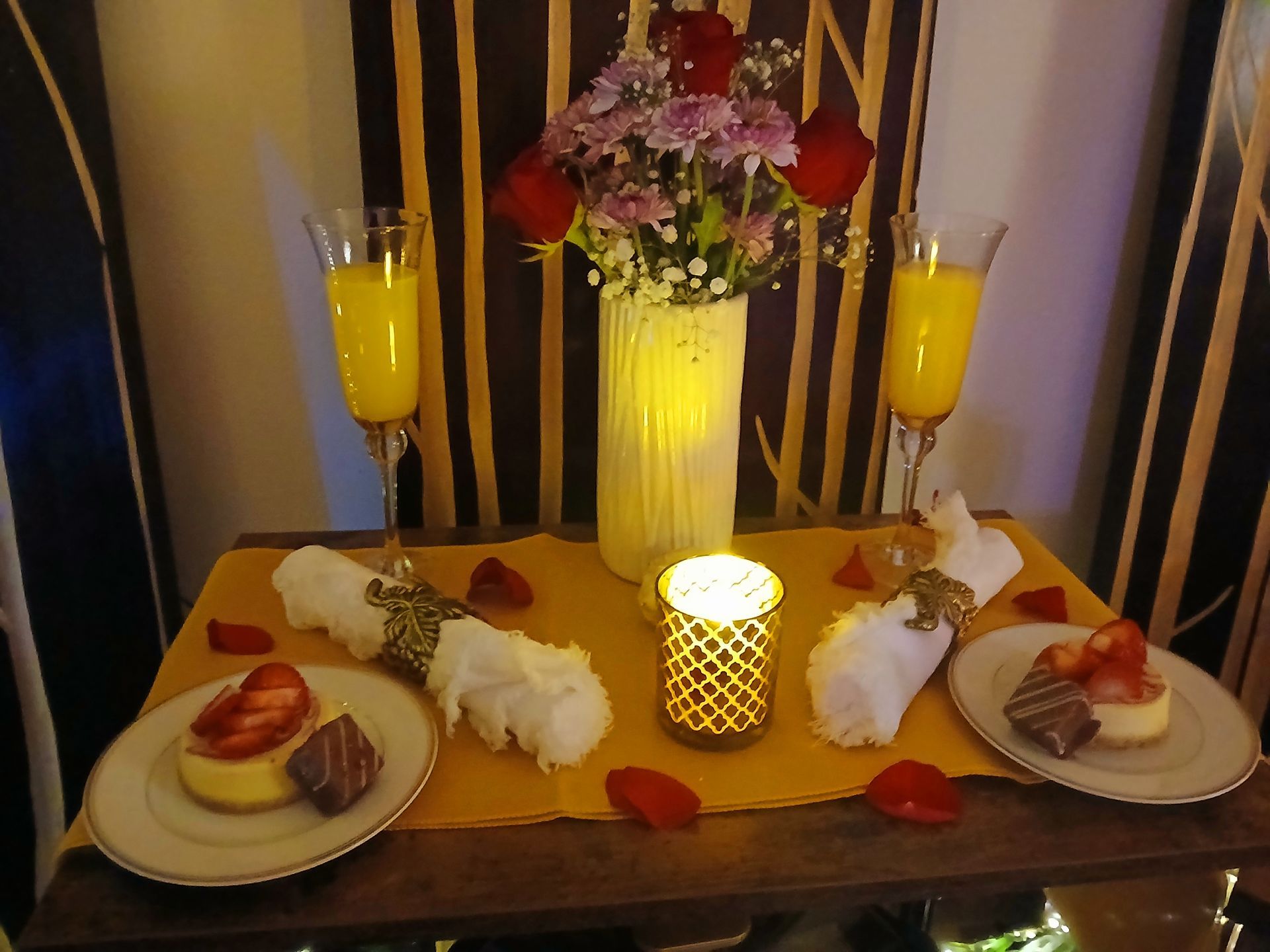 Couples Massage cheesecake and non-alcoholic mimosa