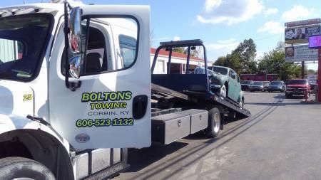 Bolton's Tow Truck