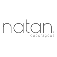 É um logotipo para uma empresa chamada natan.