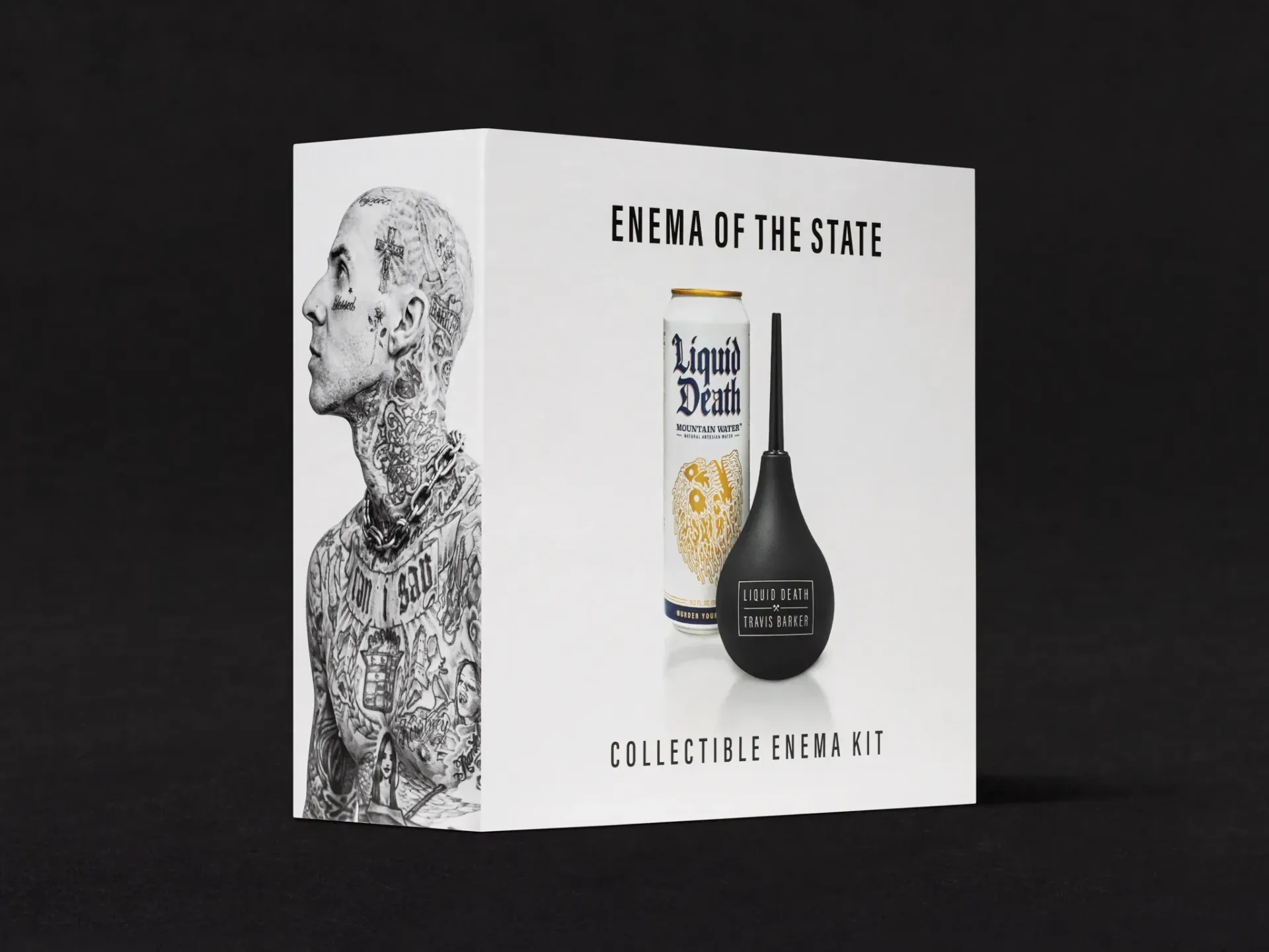 Um anúncio de enema do estado mostra um homem e uma lata de cerveja