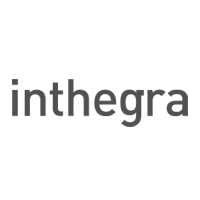 Um logotipo preto e branco para inthegra em um fundo branco.