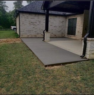 Colored Concrete Patio in Jackson, TN