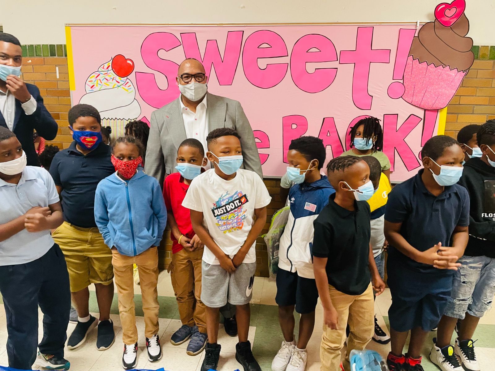 Rickey Whittington With the Students