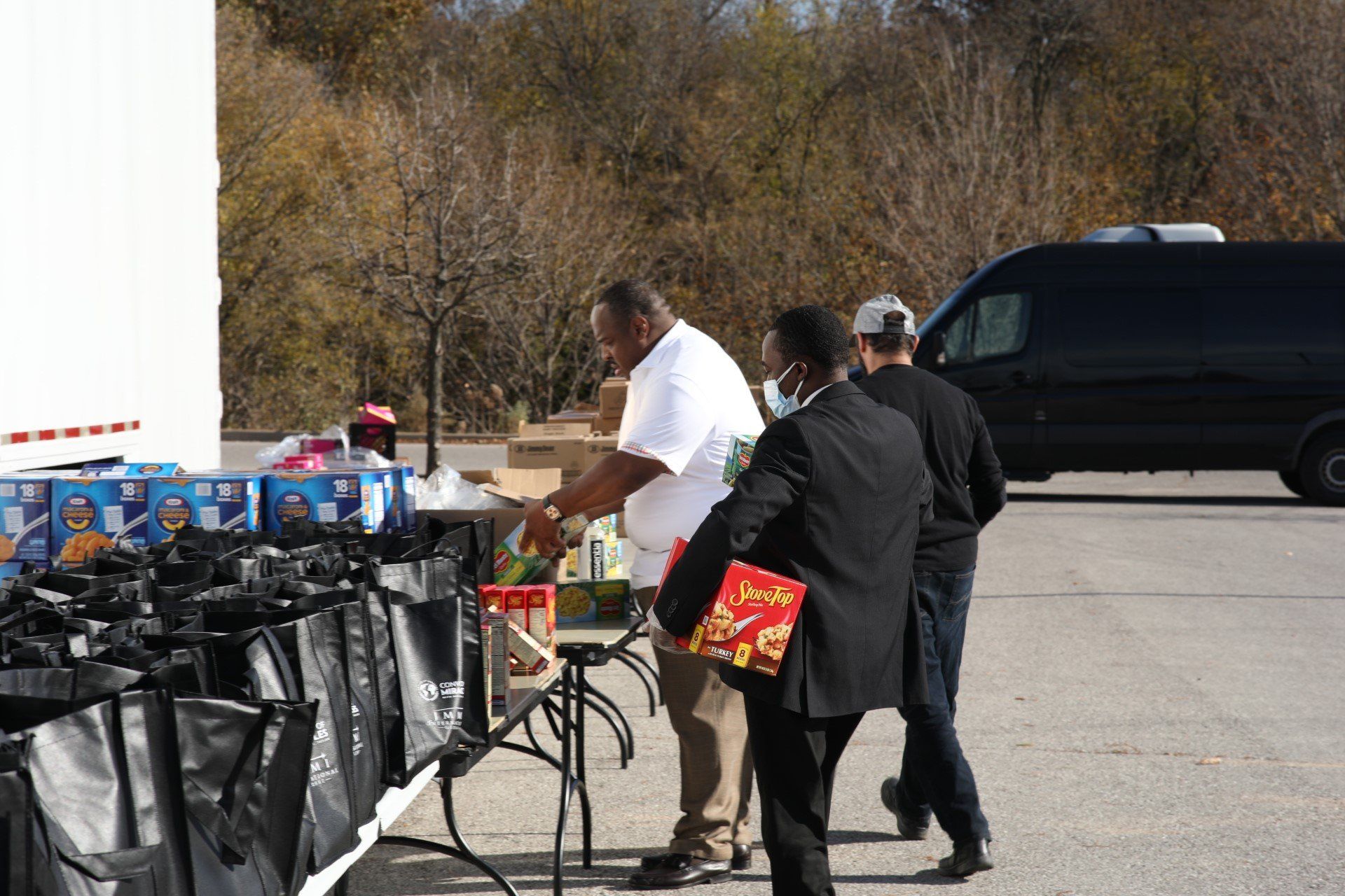 Arranging Food Packages
