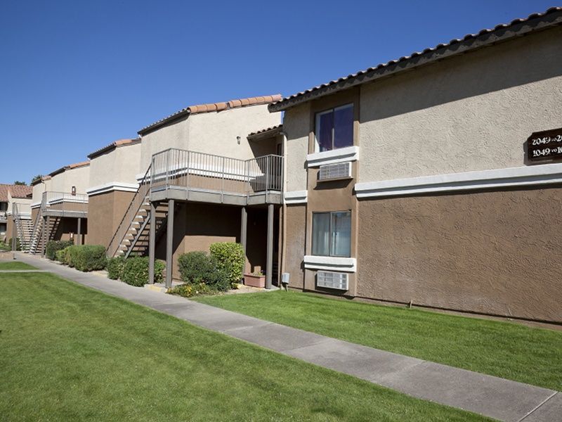 multifamily housing Investment opportunity in Phoenix, AZ - Fountain Oaks