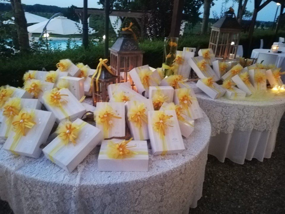 ricordini su misura per matrimoni