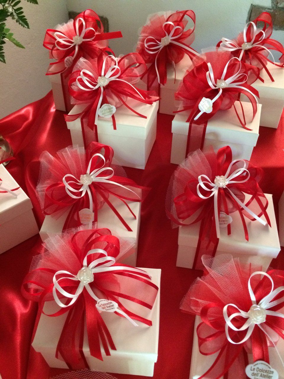 ricordini personalizzati e confetti per matrimonio