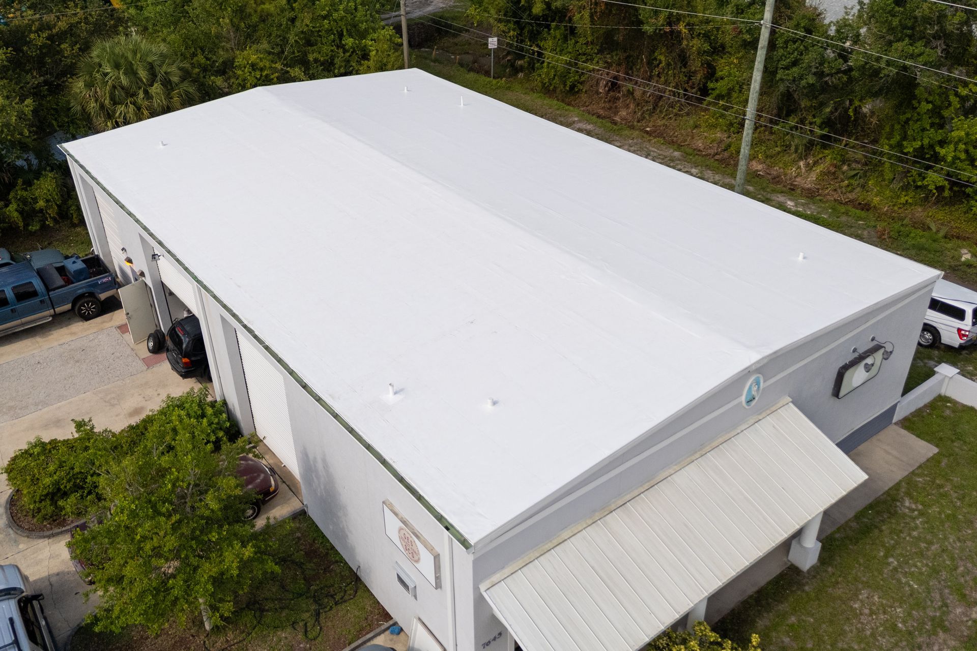Commercial metal roofing service in Melbourne, FL