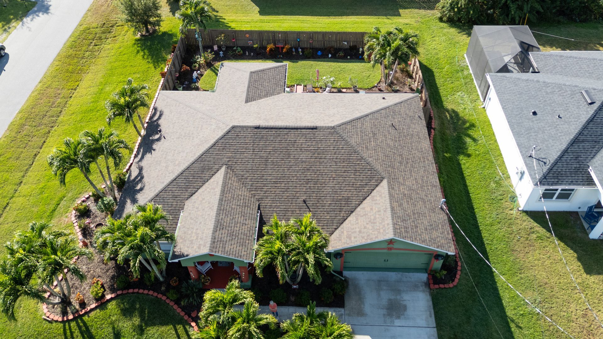 Residential asphalt roof installation service in in Melbourne, FL