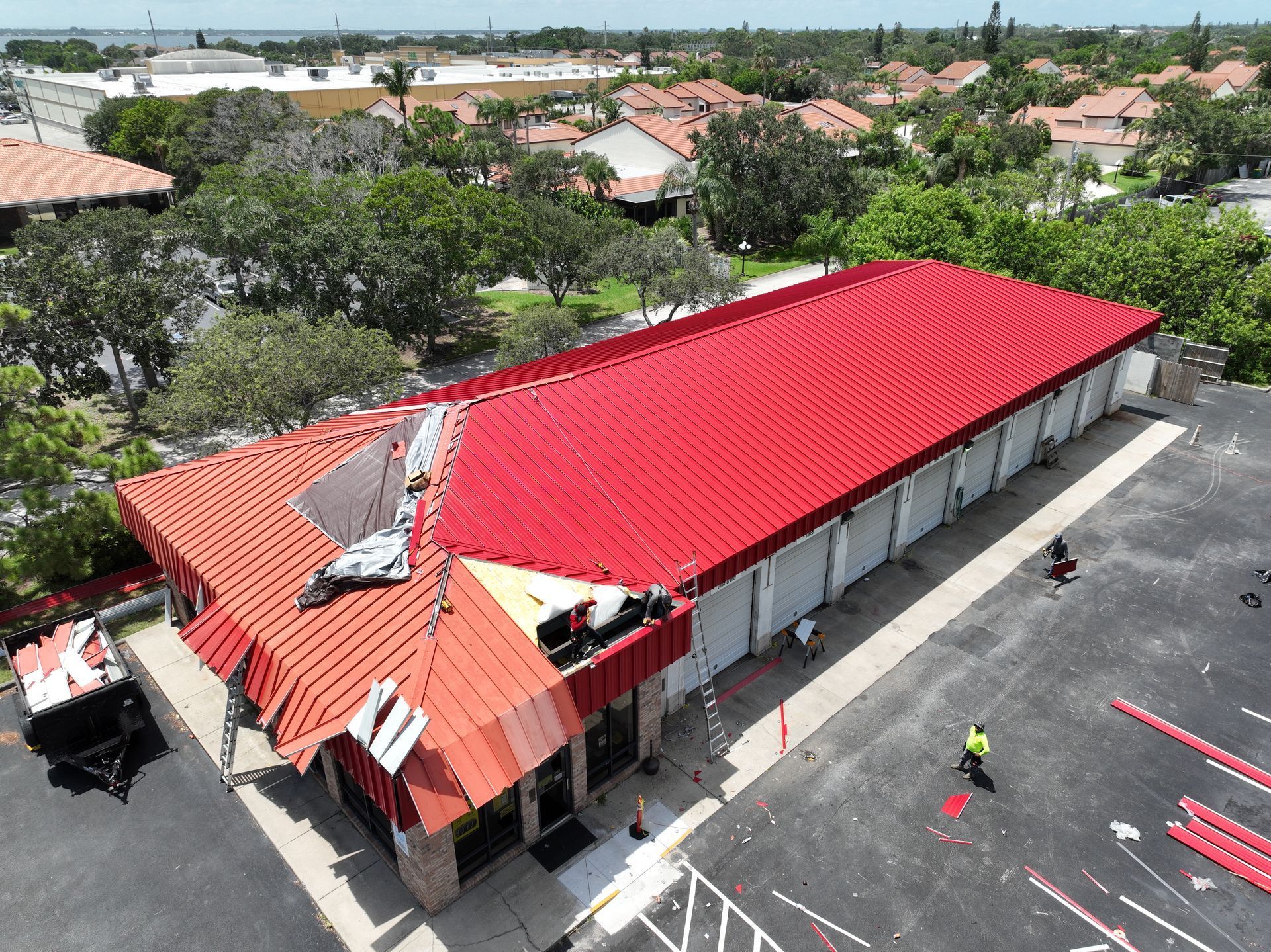 Metal roofing contractor in Vero Beach, FL