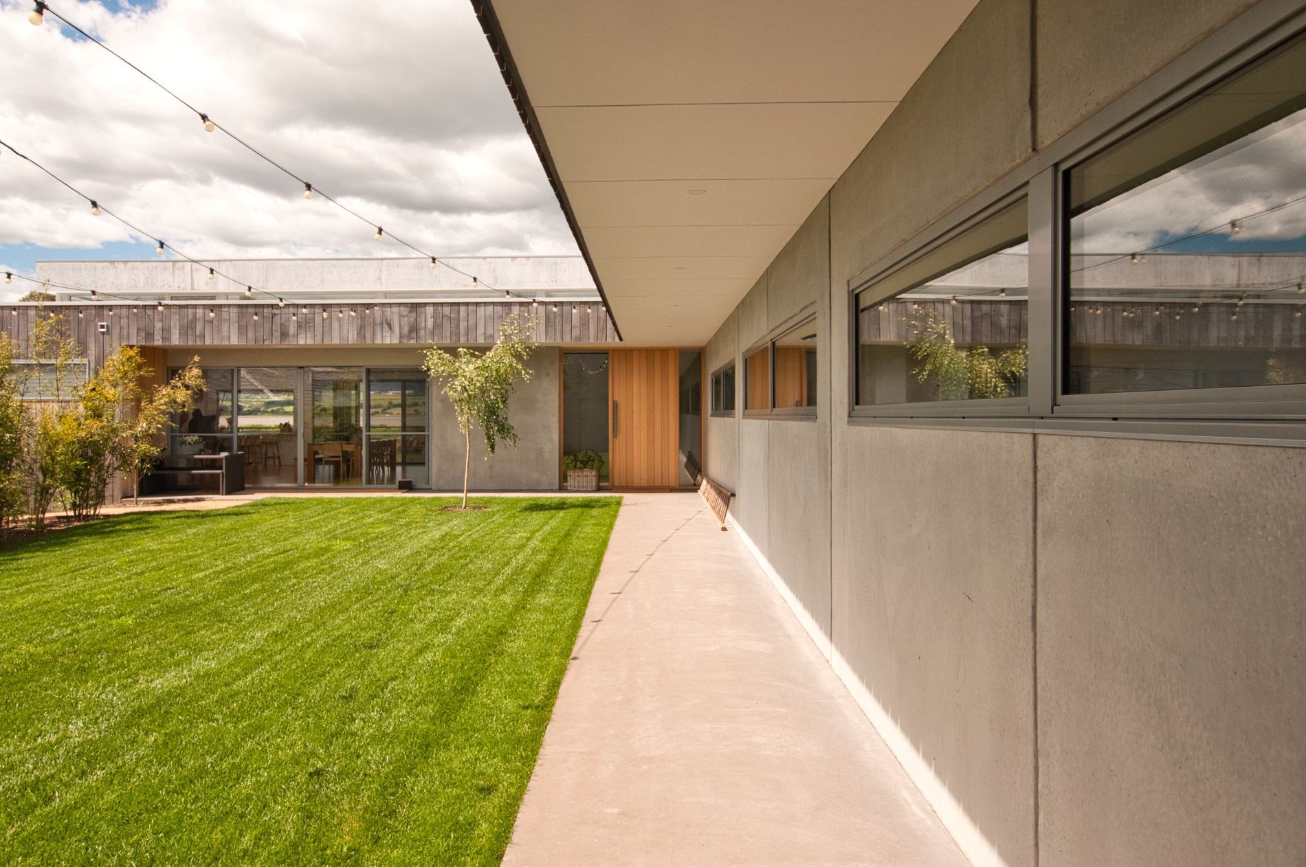 Riverbank House — Launceston, TAS — CMK Architects