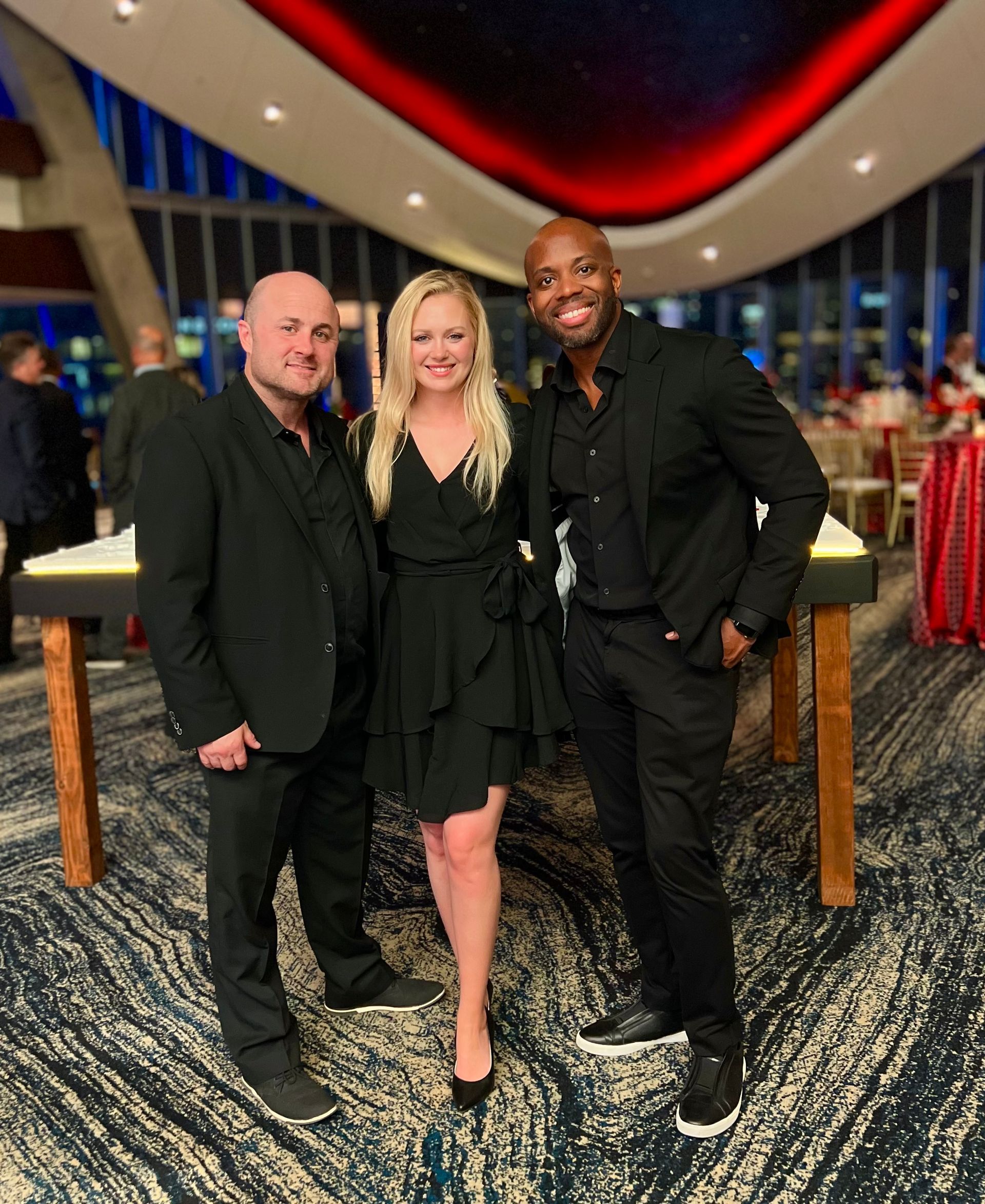 Cafe Fusion Trio - Sax player, pianist, and violinist for events